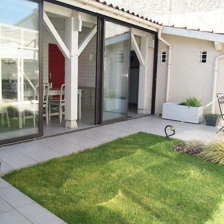 Vila Le Clos Des Amoureux Valence-sur-Baïse Exteriér fotografie